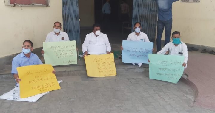 हल्द्वानी- श्रमिकों के शोषण के खिलाफ नारायण पाल बैठे धरने पर, सरकार पर लगाए यह आरोप