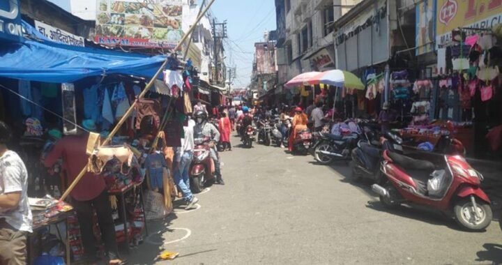 हल्द्वानी- DM सविन बंसल ने सुबह 7 से सांय 7 बजे तक बाजार खोलने के जारी किए निर्देश