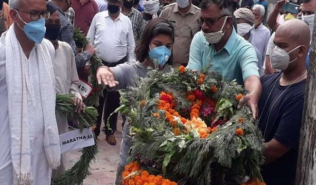 रामनगर- लेफ्टिनेंट कर्नल नीलेश कपिल का पार्थिव शरीर को बेटे और बेटी ने दिया कंधा,नम हुई सबकी आंखे