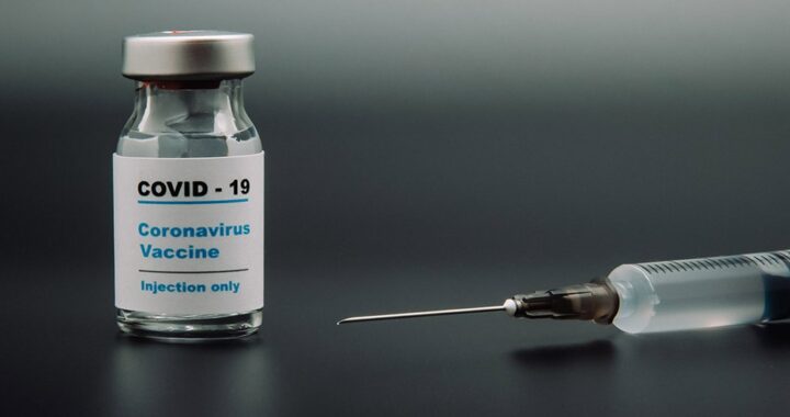 हल्द्वानी- प्रत्येक बूथ पर इतने लोगों को लगेगी कोरोना की वैक्सीन, DM ने दिए निर्देश