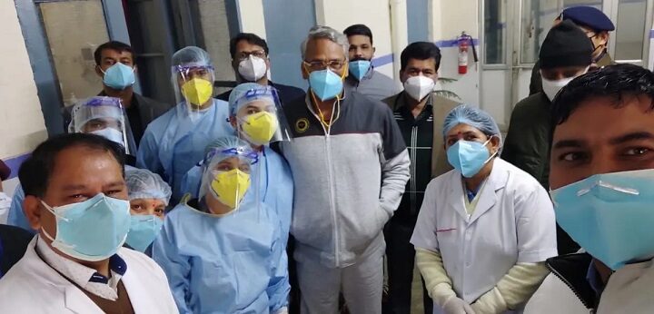 BREAKING NEWS- मुख्यमंत्री त्रिवेंद्र सिंह रावत दिल्ली एम्स में भर्ती, देखिए अस्पताल का हेल्थ बुलिटिन