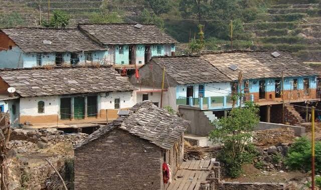 उत्तराखंड- इस गांव में ग्रामीणों की जागरूकता से कोरोना की नो एंट्री, इनसे सीखने की जरूरत