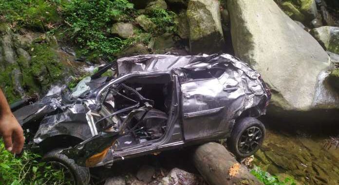 उत्तराखंड- यहां पहाड़ में दर्दनाक हादसा , खाई में गिरी कार – एसएसबी के दो जवानों की मौत