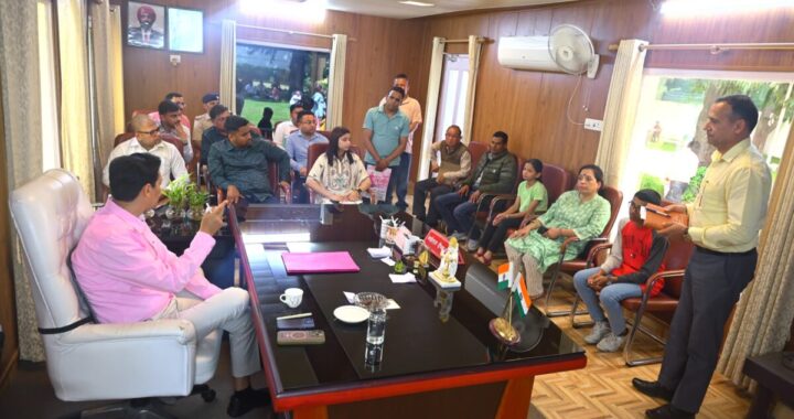 हल्द्वानी :(बड़ी खबर) IAS दीपक रावत ने सुनी फरियाद, बोले जमीनें खरीदने से पहले इन बातों का दें ध्यान