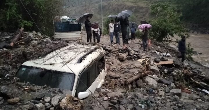 उत्तराखंड: यहां अतिवृष्टि से हुआ ये नुकसान, आज भी भारी बारिश