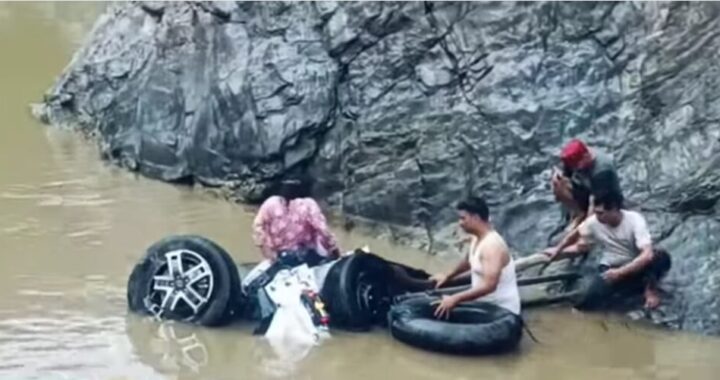 उत्तराखंड में भीषण सड़क हादसा, थार वाहन 300 मीटर गहरी खाई में गिरा