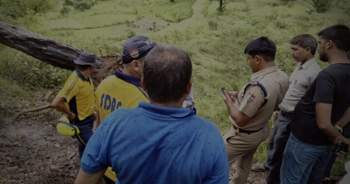 उत्तराखंड: (दुखद) पेड़ गिरने से स्कूल से घर आ रहे 9 और 10वीं के दो बच्चों की दर्दनाक मौत