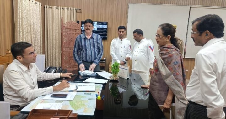 देहरादून :(बड़ी खबर) निजी स्कूल की शिकायत DM के पहुंचते ही स्कूल प्रशासन के फूले हाथ पैर, तत्काल कर दिया फरियादी का काम