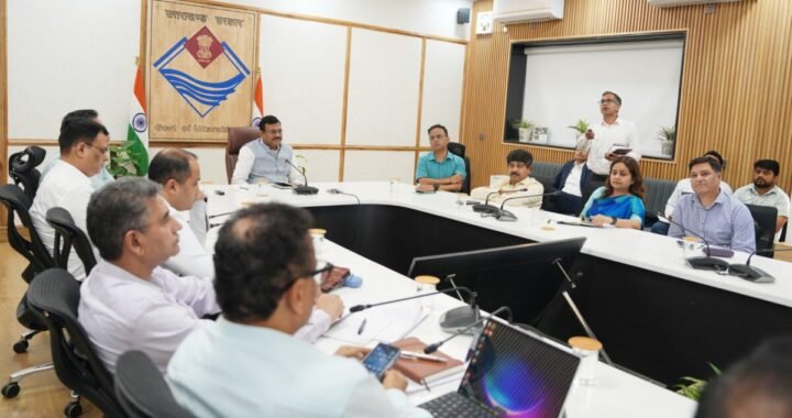 देहरादून :(बड़ी खबर) मुख्य सचिव नाराज, सभी DM को सीधे निर्देश