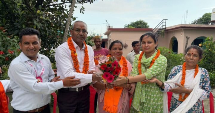 गौलापार: चोरगलिया जिला पंचायत चुनाव: अनीता बेलवाल के समर्थन में MLA ने किया ताबड़तोड़ जनसंपर्क