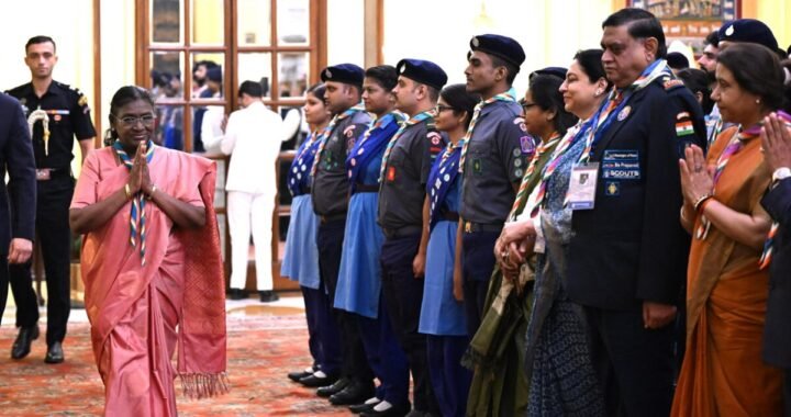 हल्द्वानी :(बधाई) एम.बी.जी.पी.जी. कॉलेज के रोवर को राष्ट्रपति से मिला सम्मान
