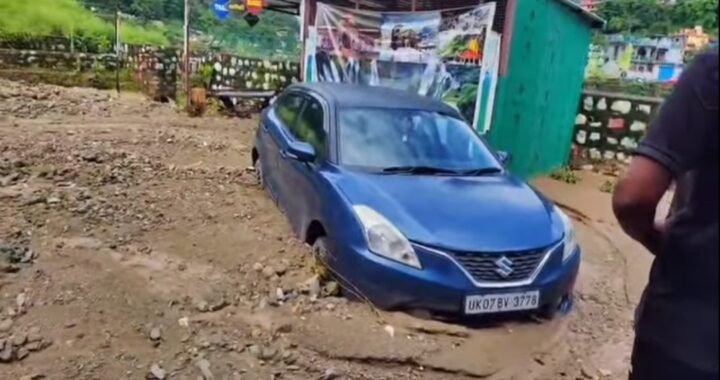 उत्तराखंड: रुद्रप्रयाग के रुमसी गांव में अतिवृष्टि से हुई भारी तबाही