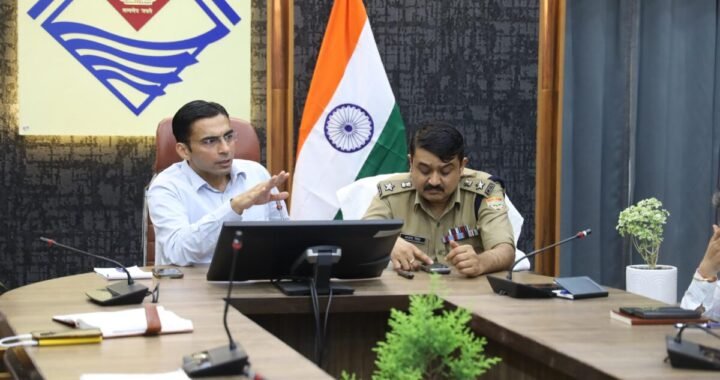 देहरादून : कंपनी ने अपने ही कर्मचारी से किया किनारा, DM तक पहुंची बात तो बदल गए सुर
