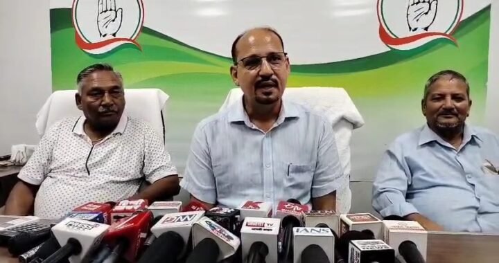 हल्द्वानी :(बड़ी खबर) अब प्रशासन दमुआ ढुंगा से अवैध बोर्ड जल्द हटाए और नई अधिसूचना पर तुरंत अमल करें : दीपक