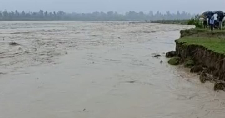 हल्द्वानी :(बड़ी खबर) गौला नदी का तांडव, 56 हजार क्यूसेक पानी डिस्चार्ज, भू कटाव शुरू
