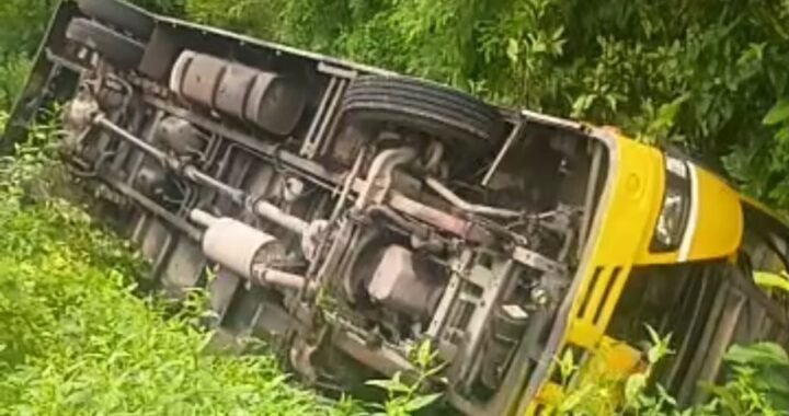 हल्द्वानी :(बड़ी खबर) स्कूल बस पलटने के मामले में चालक पर मुकदमा दर्ज