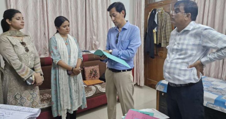 हल्द्वानी : (बड़ी खबर) तहसील का गजब हाल, कानूनगो घर में खोल बैठा तहसील, फाइलों का जखीरा बरबाद, अधिकारियों पर सवाल