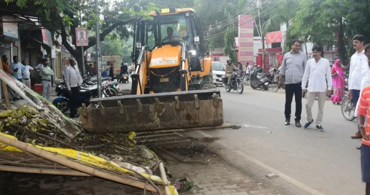 हल्द्वानी : (बड़ी खबर) पहले दिन बनाई सड़क दूसरे दिन खोद दी.. बैठी जांच