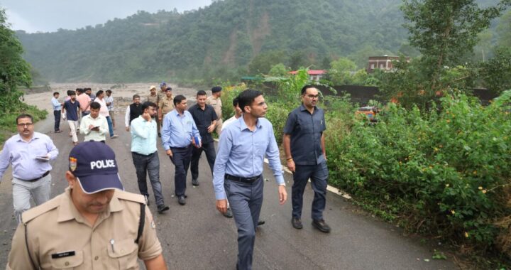 देहरादून :(बड़ी खबर) नदी कनारे अवैध रिसोर्ट बने बर्बादी का कारण, DM ने बिठाई जांच