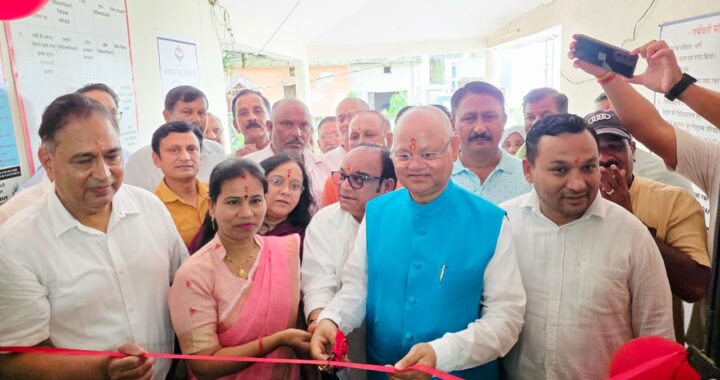 कालाढूंगी : दायित्वधारी मंत्री सुरेश भट्ट ने किया स्वास्थ्य शिविर का शुभारंभ