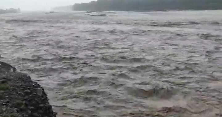 हल्द्वानी :(बड़ी खबर) भारी बरसात से गौला और नंधौर नदी उफान पर, फिर छोड़ा गया पानी, Alert जारी
