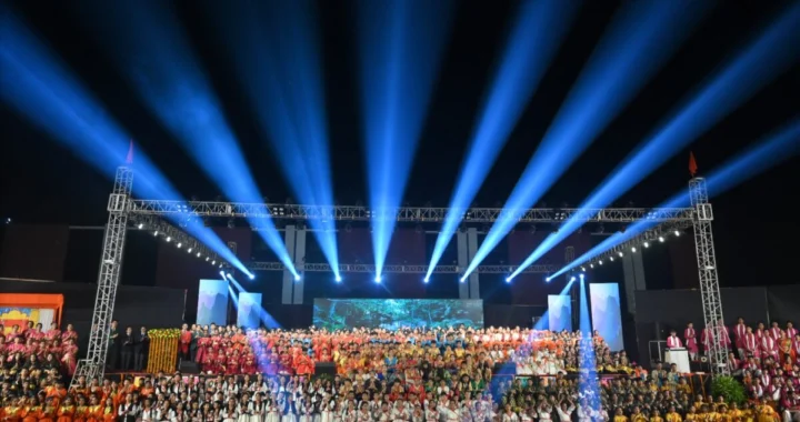 हल्द्वानी : दिल्ली पब्लिक स्कूल हल्द्वानी में वार्षिक समारोह स्वराज्यदीप का भव्य आयोजन