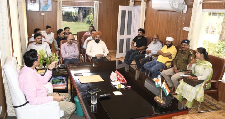 हल्द्वानी :(बड़ी खबर) कमिश्नर दरबार में होम स्टे के नाम पर होटल संचालन का मामला उजागर