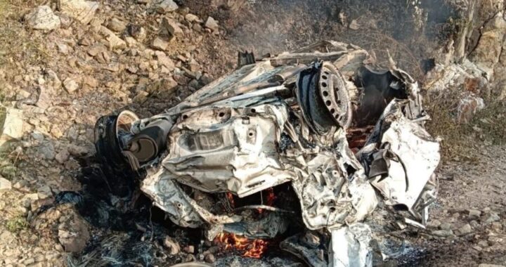 उत्तराखंड: (दुखद) हादसे में परिवार तबाह, खाई में गिरी कार, ईई, पत्नी और बेटे की मौत