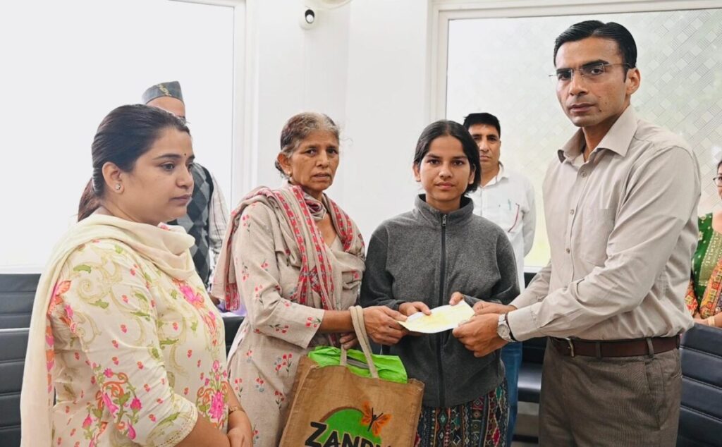 dm savin bansal
