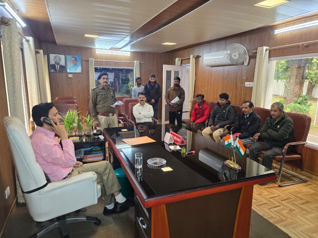 कुमाऊं आयुक्त दीपक रावत