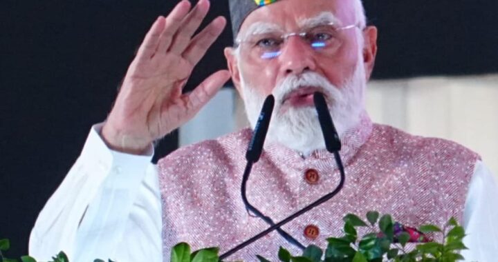 देहरादून :(बड़ी खबर) पहाड़ी बोली, पहाड़ी टोपी, पीएम का हर अंदाज पहाड़ी