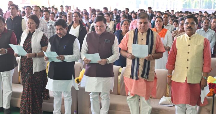 वंदे मातरम 150 वर्ष: नैनीताल जिले में देशभक्ति का मनाया उत्सव