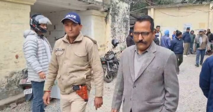 नैनीताल : DM रयाल ने 9 एकड़ भूमि के पट्टे निरस्त कर राज्य सरकार में निहित करने के दिए आदेश