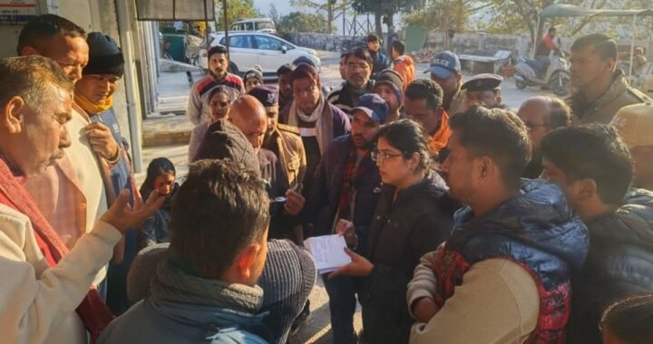 उत्तराखंड: यहां नवजात की मौत पर हंगामा: ग्रामीणों ने की तालाबंदी, एसडीएम ने दिए जांच के आदेश