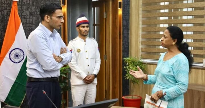 उत्तराखण्ड: मॉ के पावं गिरकर माफी मांगो, वरना होगा जिला बदरः डीएम