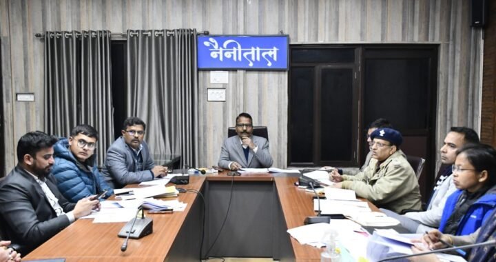 हल्द्वानी :(बड़ी खबर) जिन संग्रह अमीनों की वसूली जनपदीय औसत से कम है, उन्हें कारण बताओ नोटिस जारी किया जाए :DM