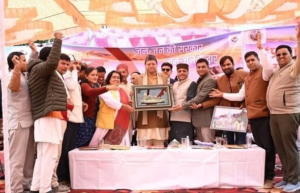 उत्तराखंड: CM धामी का उत्तरकाशी दौरा, कई योजनाओं और विकास कार्यों की घोषणा