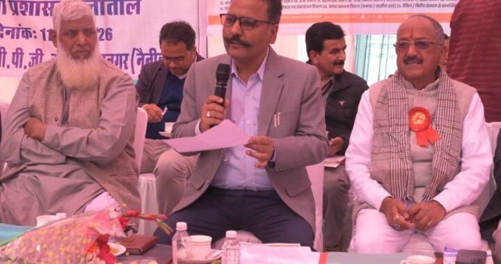 रामनगर : (बड़ी खबर) DM ललित मोहन रयाल ने सुनी 183 समस्याएं, कई अधिकारियों को भी फटकारा