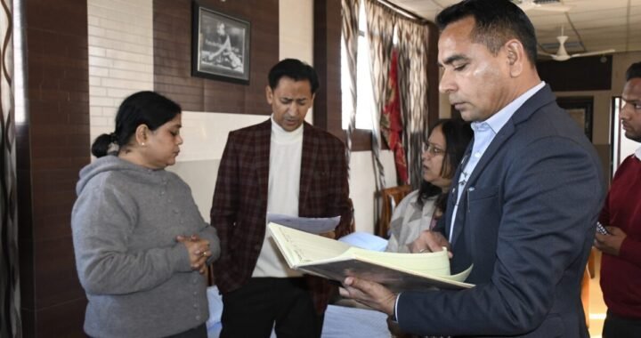 हल्द्वानी : निरीक्षण में मिली अनियमितताएं, कमिश्नर ने दिए नशा उन्मूलन केन्द्र का लाइसेंस निरस्त करने के निर्देश