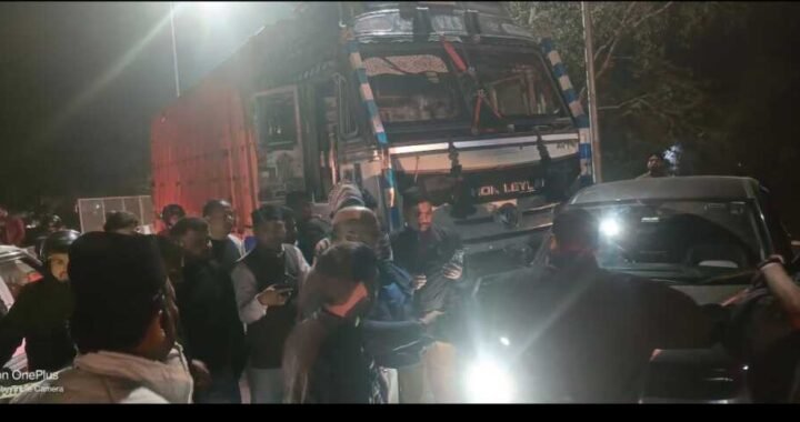 हल्द्वानी : यहां नशे में धुत ट्रक ड्राइवर ने कई वाहन ठोके