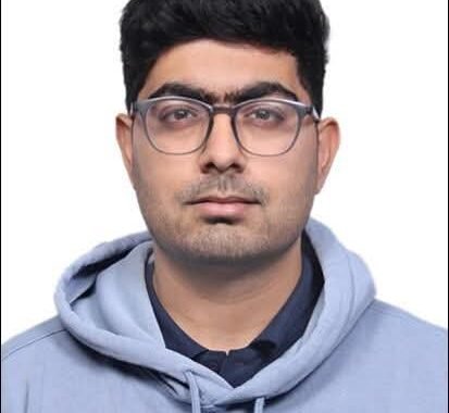 उत्तराखंड का मान बढ़ाने वाले आयुष सेमवाल को यूपीएससी (अईएएस) की परीक्षा पास करने की ढेर सारी बधाई