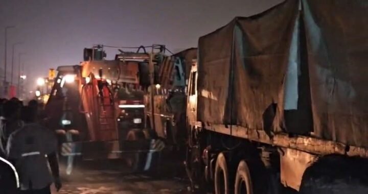 उत्तराखंड:(बड़ी खबर) भीषण सड़क हादसा, कई वाहन आपस में भिड़े, स्कॉर्पियो में धमाके के बाद लगी आग, दो की मौत