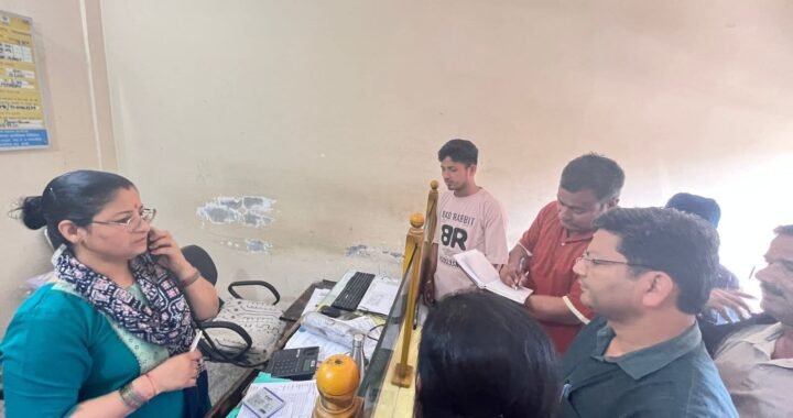 हल्द्वानी :(बड़ी खबर) गैस कालाबाजारी पर प्रशासन का शिकंजा, हल्द्वानी में एजेंसियों पर औचक छापा