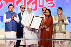 उत्तराखंड: 162 शरणार्थियों को मिली नागरिकता, गृहमंत्री ने दिए नियुक्ति पत्र