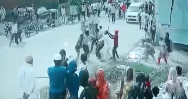 उत्तराखंड: यहाँ अचानक भड़की हिंसा, घर में घुसकर हमला…महिलाएं भी नहीं बचीं!