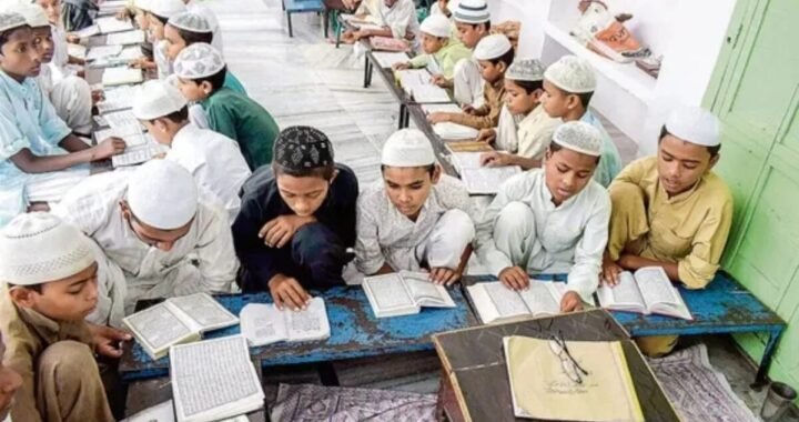 उत्तराखंड में मदरसों पर बड़ा एक्शन, बाहरी बच्चों को लेकर जांच के आदेश