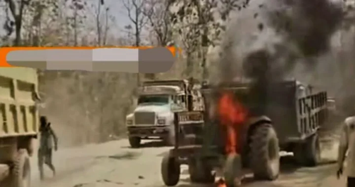 रामनगर में चलते ट्रैक्टर में लगी भीषण आग, धू-धू कर जला वाहन