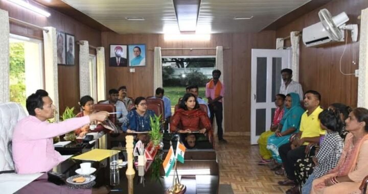 हल्द्वानी : कुमाऊं कमिश्नर दीपक रावत की जनता से अपील,जमीन एवं संपत्ति की खरीद-बिक्री में बैंक के जरिए करे भुगतान…