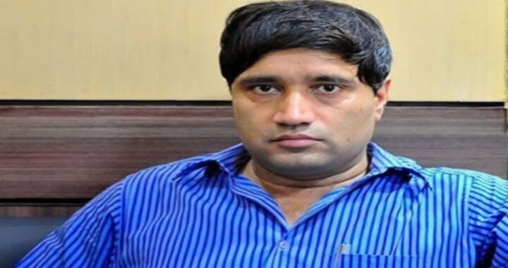 उत्तराखंड: आईएफएस संजीव चतुर्वेदी ने भत्तों की पूरी राशि दान की, पेश की मिसाल