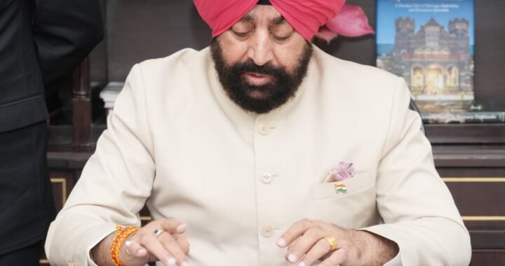 उत्तराखंड में डिजिटल जनगणना शुरू, अब घर बैठे भरें फॉर्म